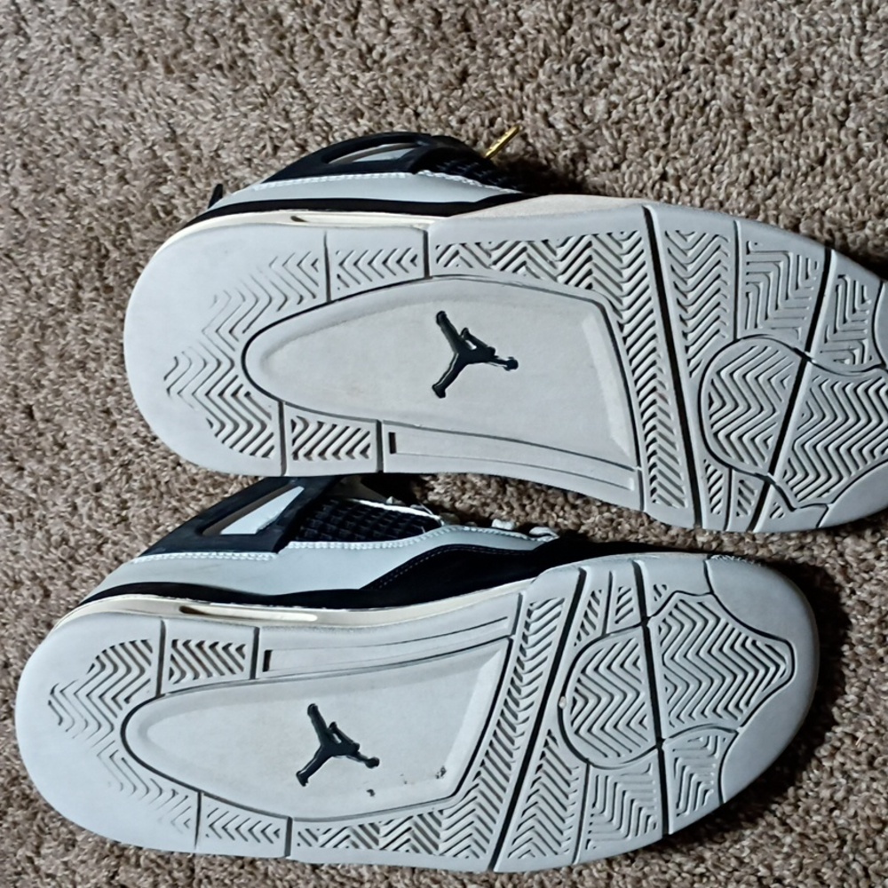 Jordans 4 Retro Gold,Black And White - Picture 4 of 6